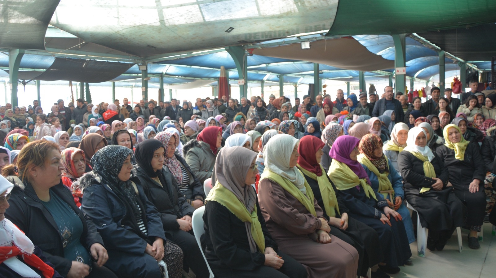 Umreciler Demirci’de Dualarla Yola Çıktı (8)