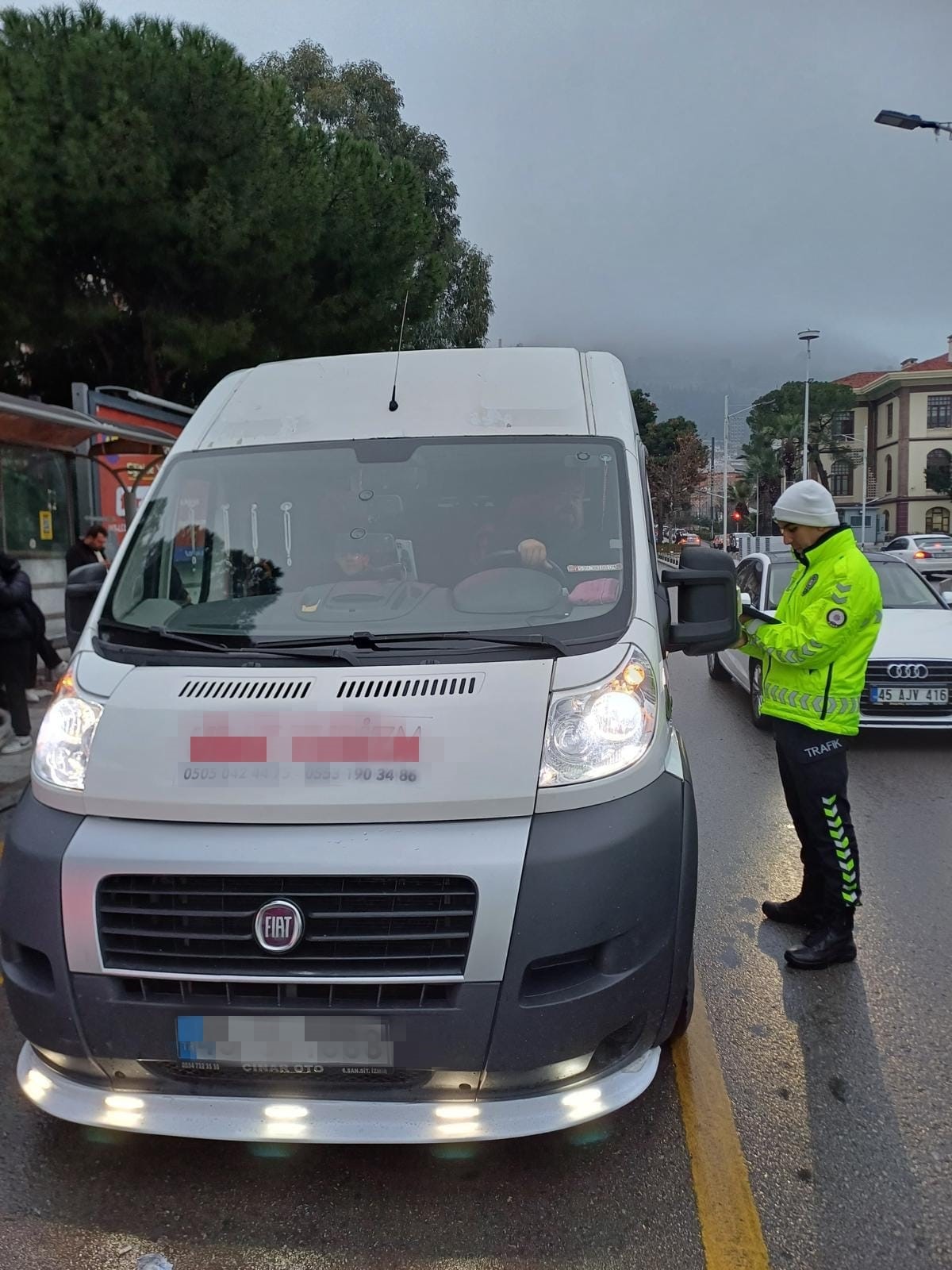 Manisa’da Denetlenen 187 Okul Servisinden 6’Sına Ceza Kesildi (2)