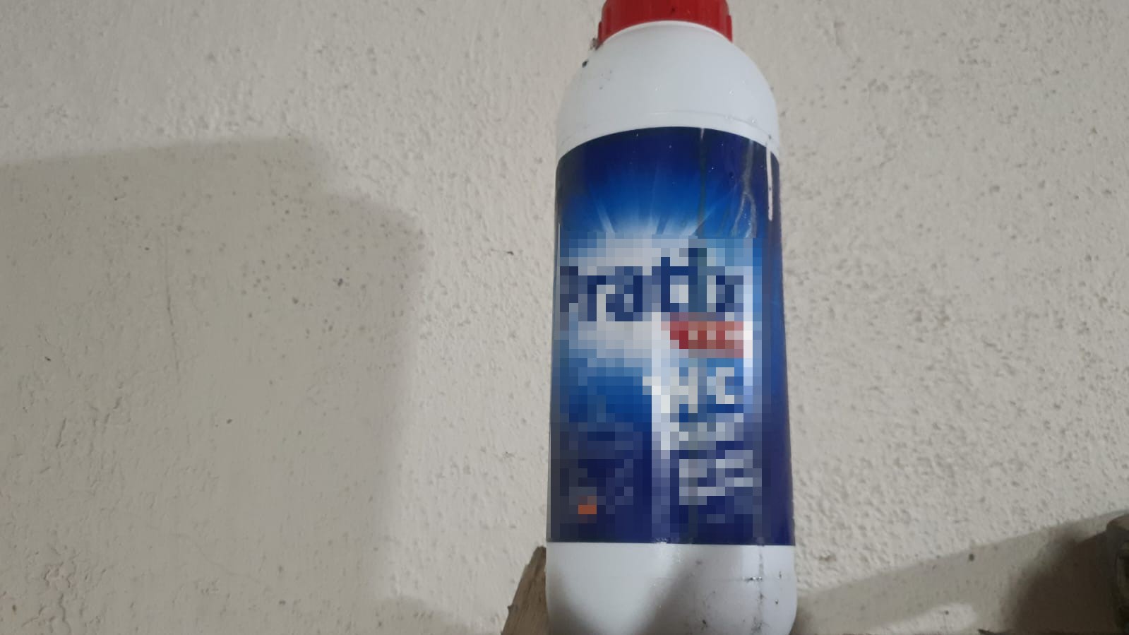 Lavabo Açıcı Patladı, Vücutları Yandı (1)