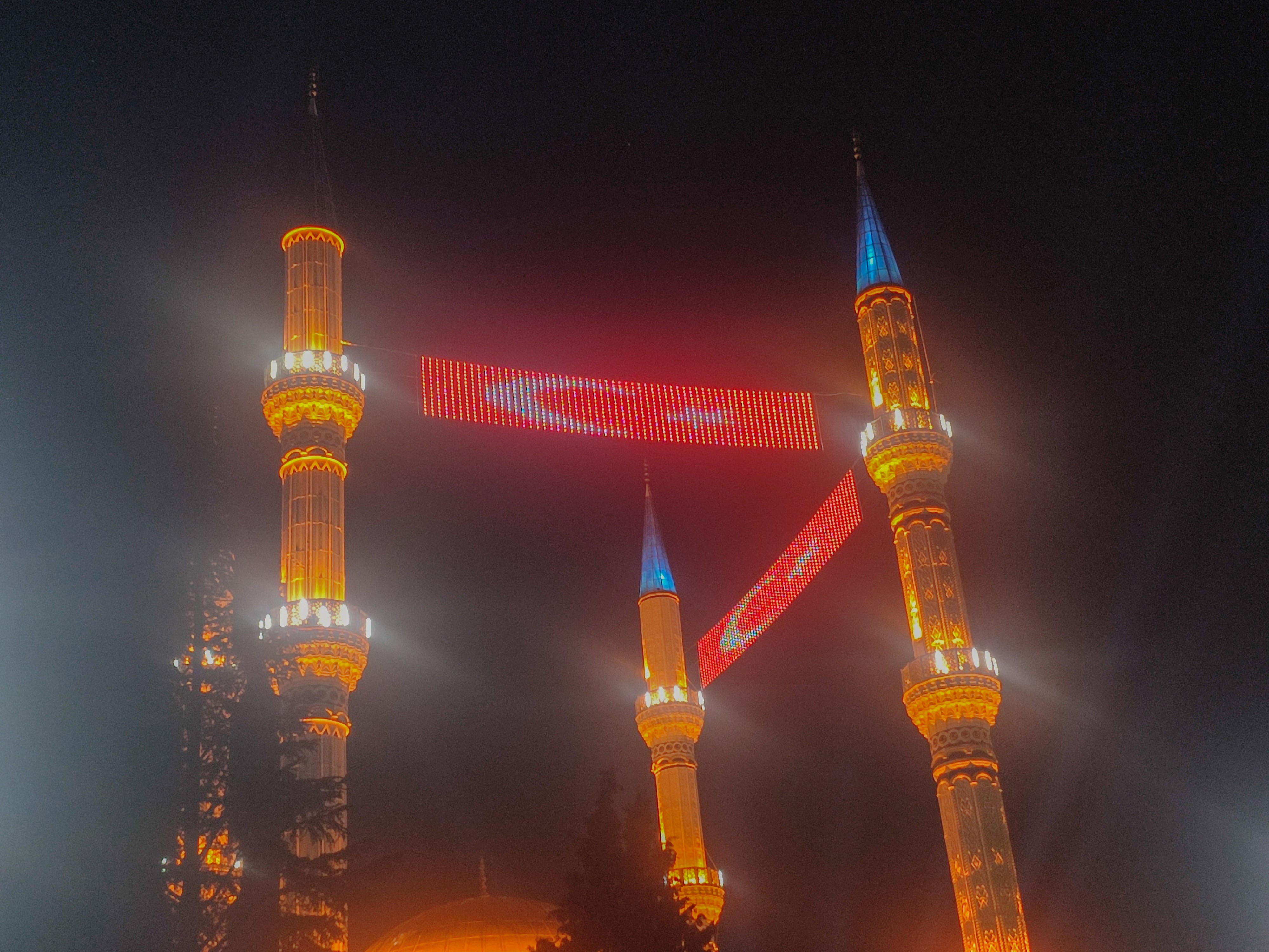 Mahya Geleneği Saruhanbey Camiinde Yaşatılıyor (3)