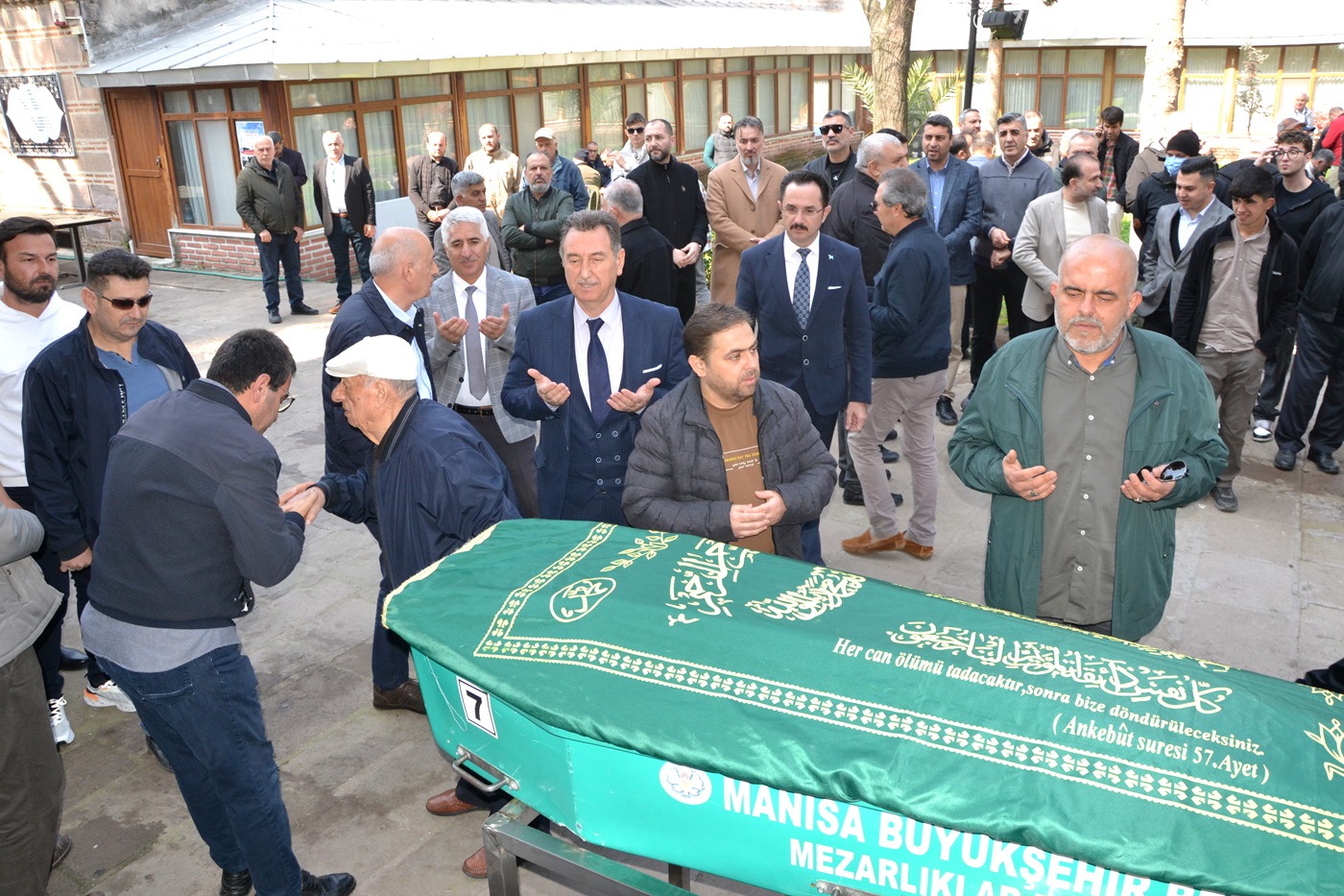 Manisa’da Ak Partili Başkanın Acı Günü (2)