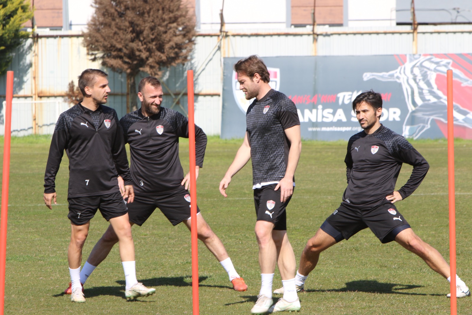 Manisaspor Yarınki Maça Hazırlanıyor (5)