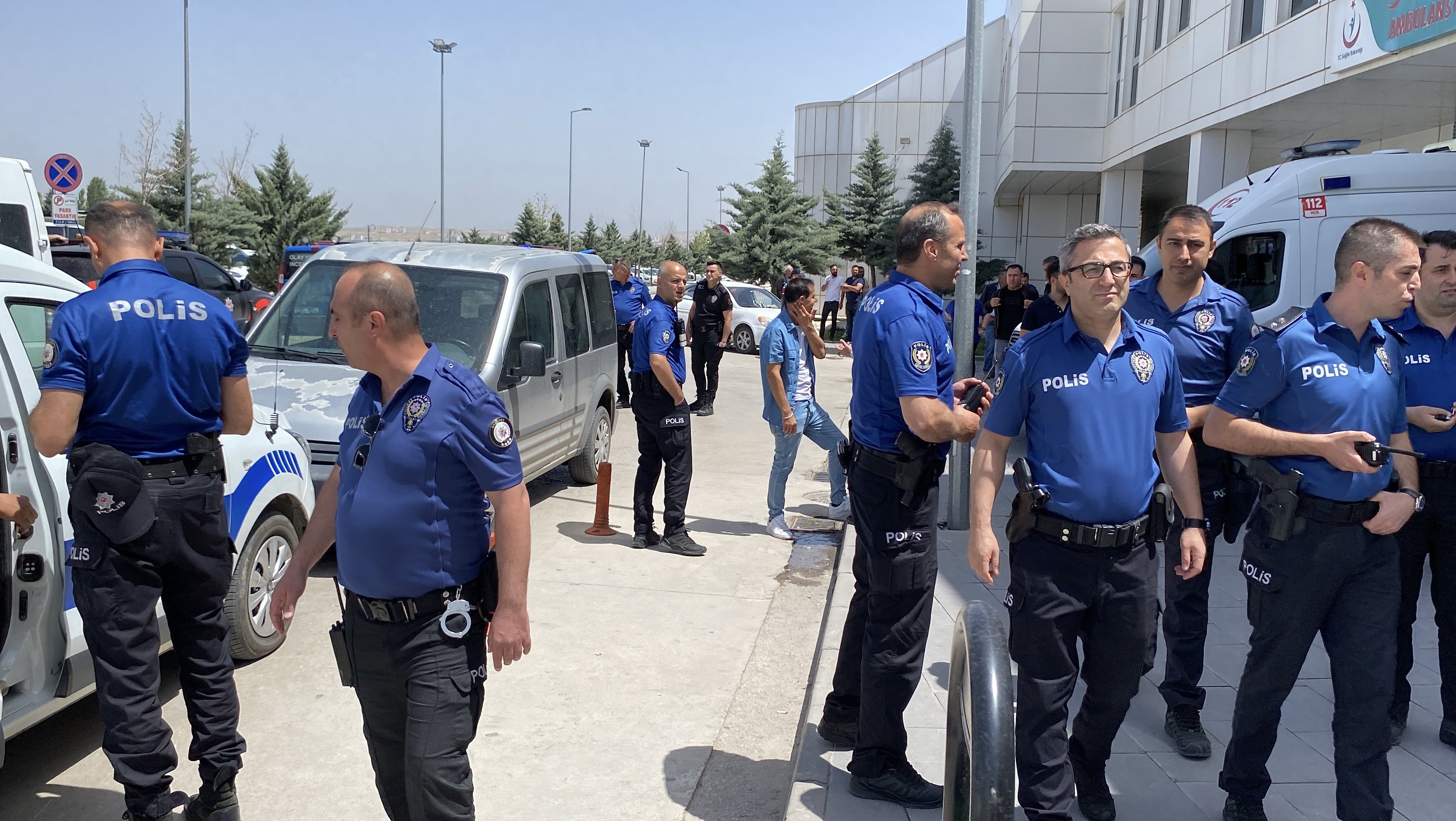 17 Yaşındaki Genç Arazi Kavgasında Tüfeği Ateşledi, Bir Kişiyi Ve Yanlışlıkla Babasını Vurdu (3)