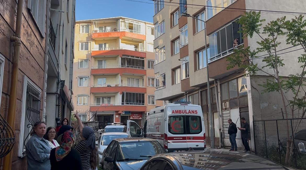 2 Yaşındaki Çocuk Balkondan Düştü (2)