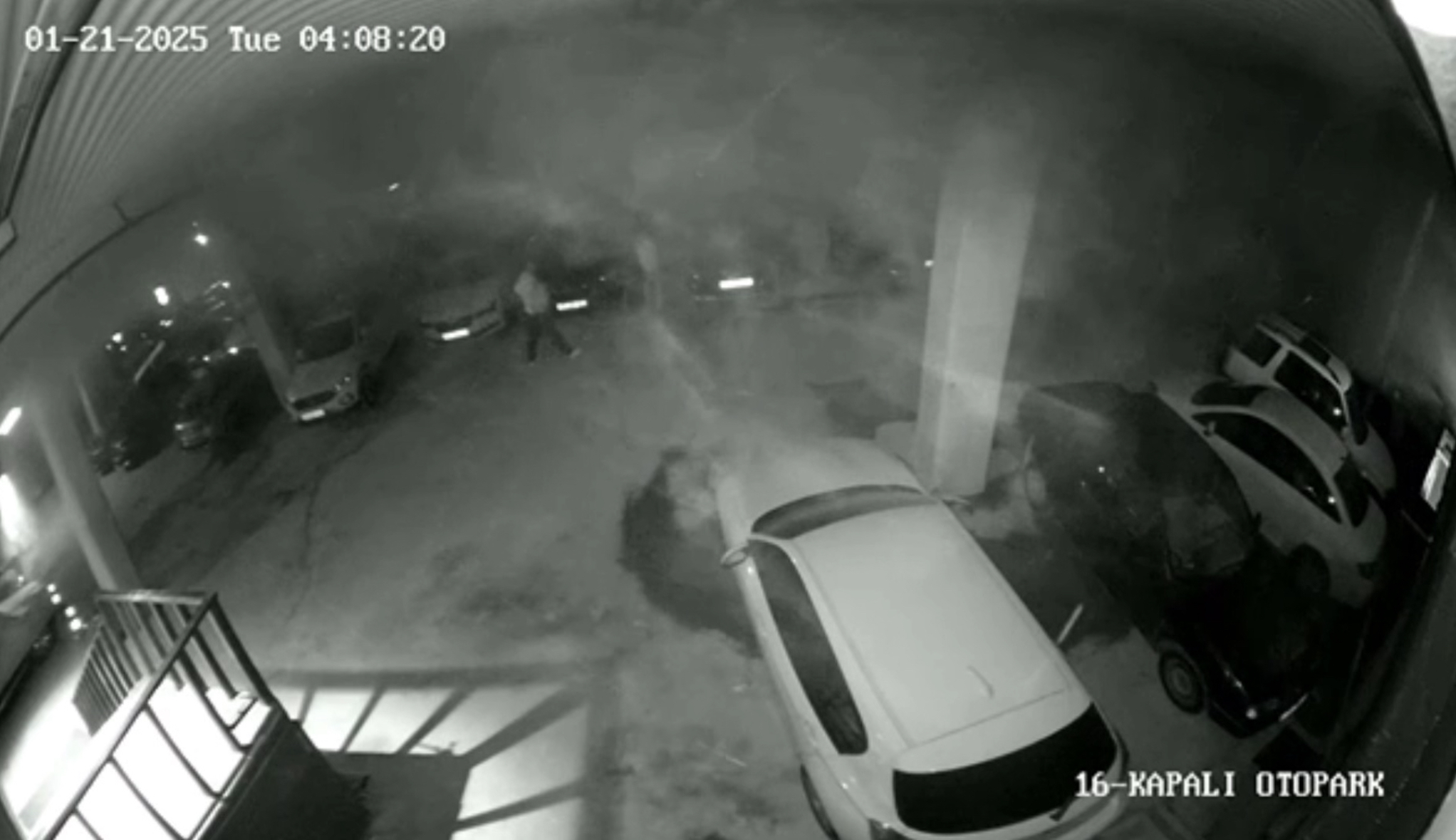 Kartalkaya Faciasında 1 Saat Boyunca Insan Yerine Otomobilleri Kurtarmışlar O Anlar Kamerada (2)