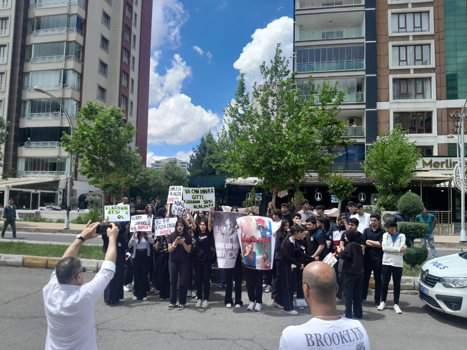 Lise Öğrencisini Hayattan Koparan Kaza Güvenlik Kamerasına Böyle Yansıdı (3)