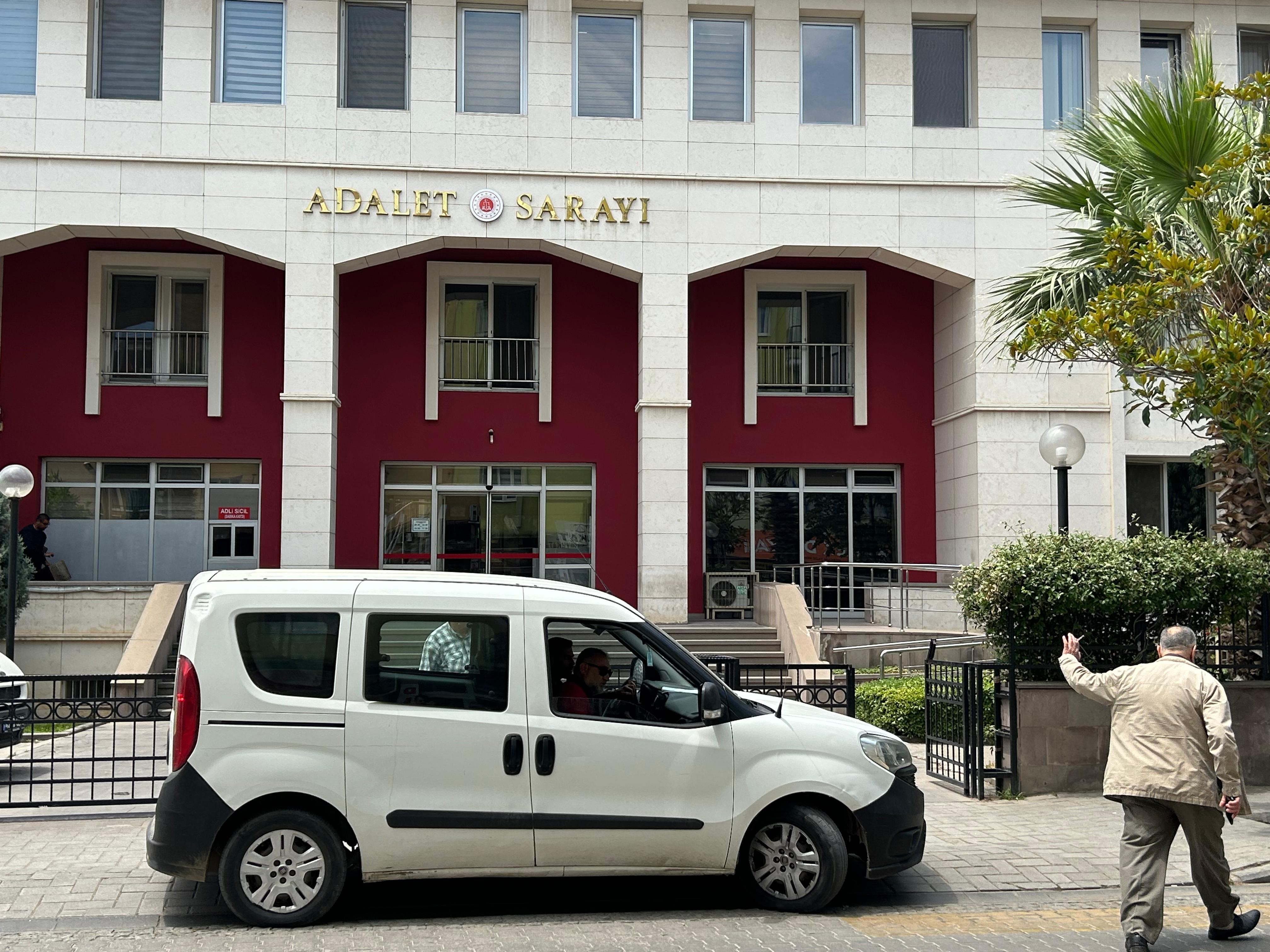 Manisa'da Kedi Öldüren Şahıs Tutuklandı-2