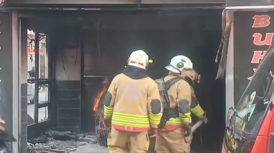 Manisa’da Oto Kuaförde Patlama 1 Kişi Ağır Yaralandı (3)