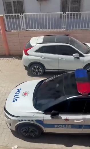 Okul Çıkışında Silahlı Saldırıya Uğrayan Öğretmen Hayatını Kaybetti (2)