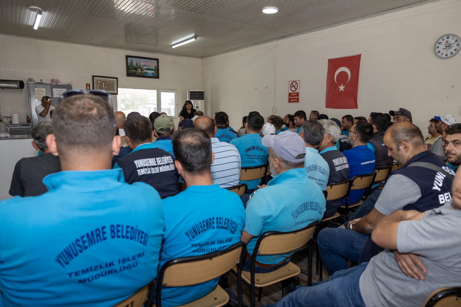 Yunusemre Belediyesi’nden Temizlik Personeline Stres Ve Öfke Yönetimi Eğitimi (3)