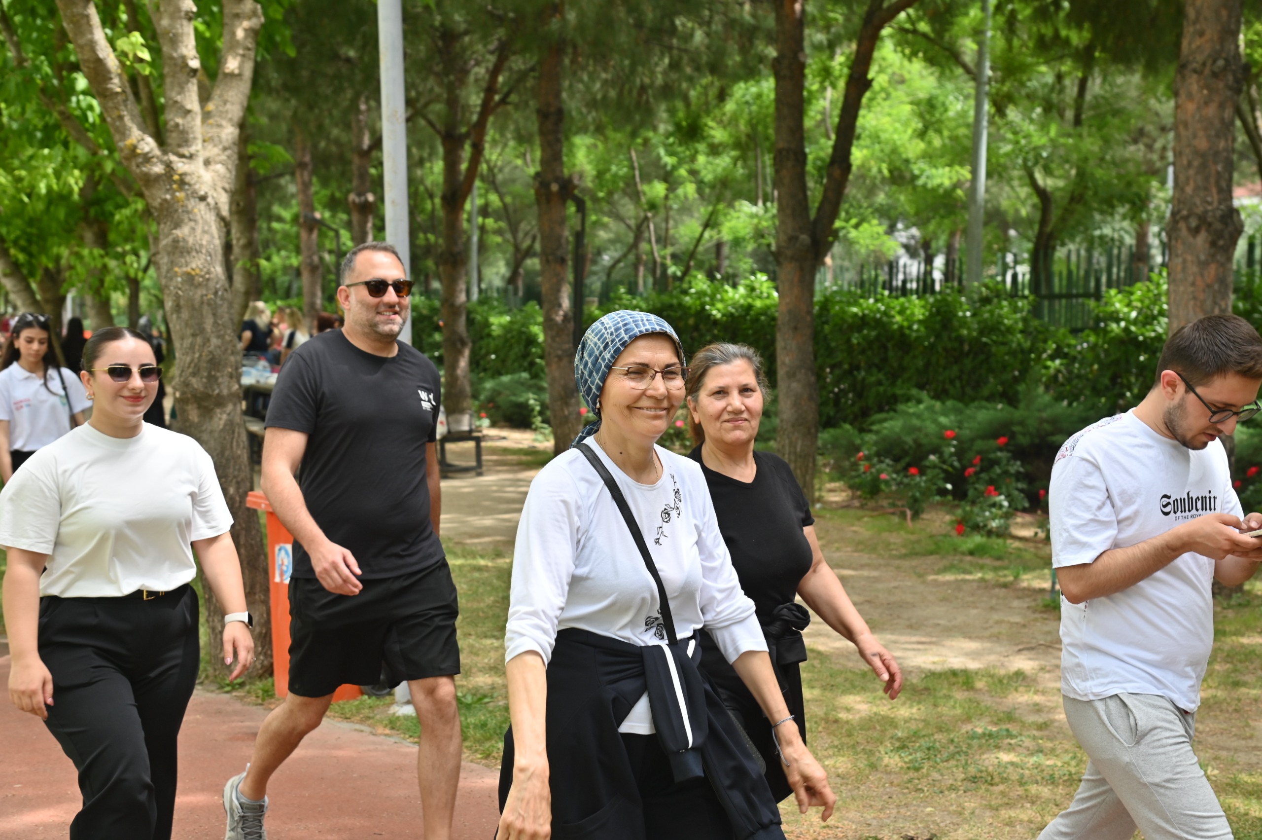 Sağlık İçin Adım Adım Yürüyüş’ün Ilki Gerçekleşti (2)