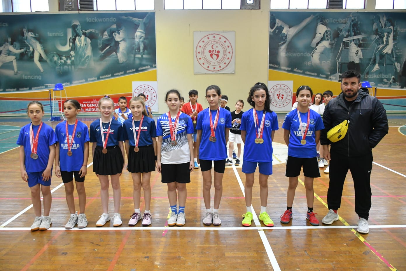 Yunusemre Belediyespor'a Bağlı Olan Badmintoncular (2)