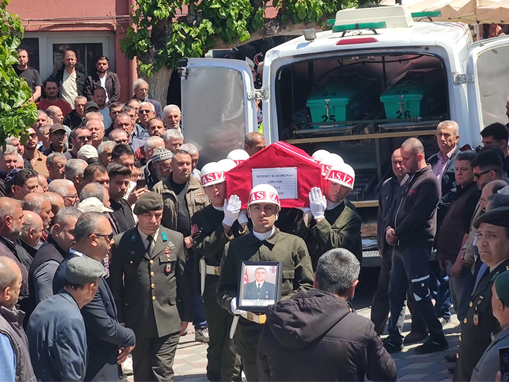 Uzman Çavuş Mehmet Karaduman Manisa'da Son Yolculuğuna Uğurlandı (5)
