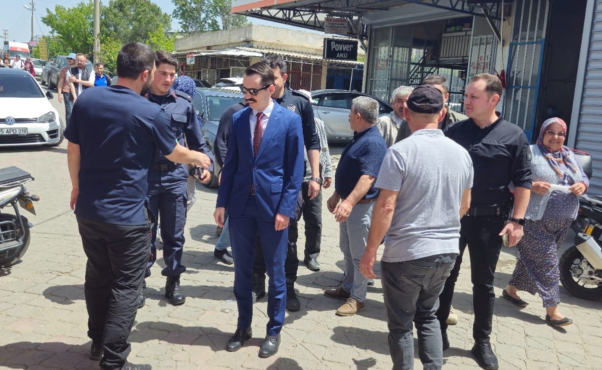 Gördes Sanayi Sitesi Esnafı 5 Bin Kişilik Yemek Hayrı Yaptı (1)