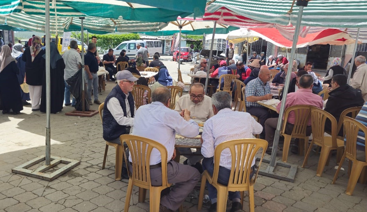 Gördes Sanayi Sitesi Esnafı 5 Bin Kişilik Yemek Hayrı Yaptı (3)