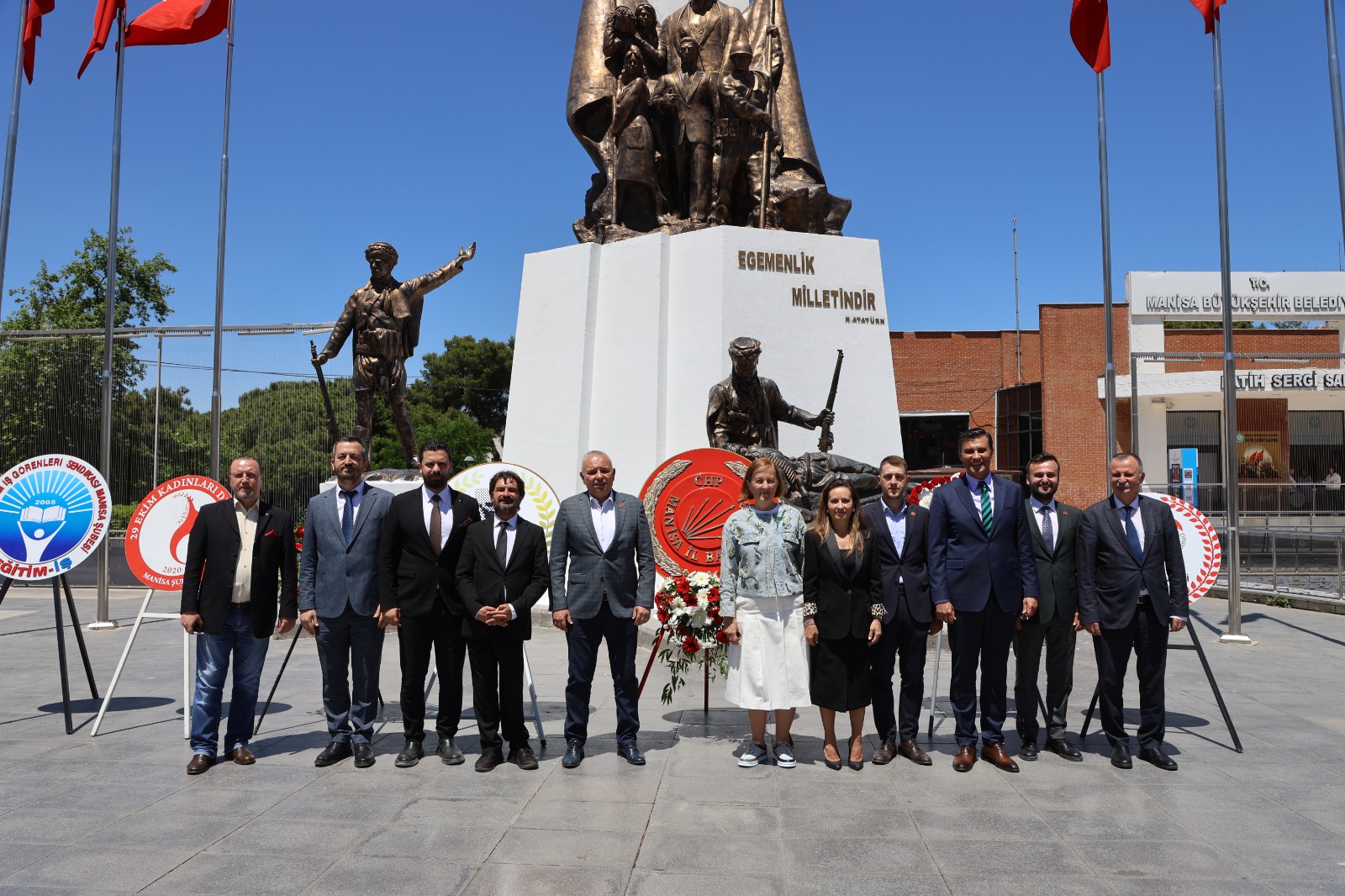 Manisa’da 19 Mayıs Coşkusu Chp’den Cumhuriyet Meydanı’nda Anlamlı Tören (8)