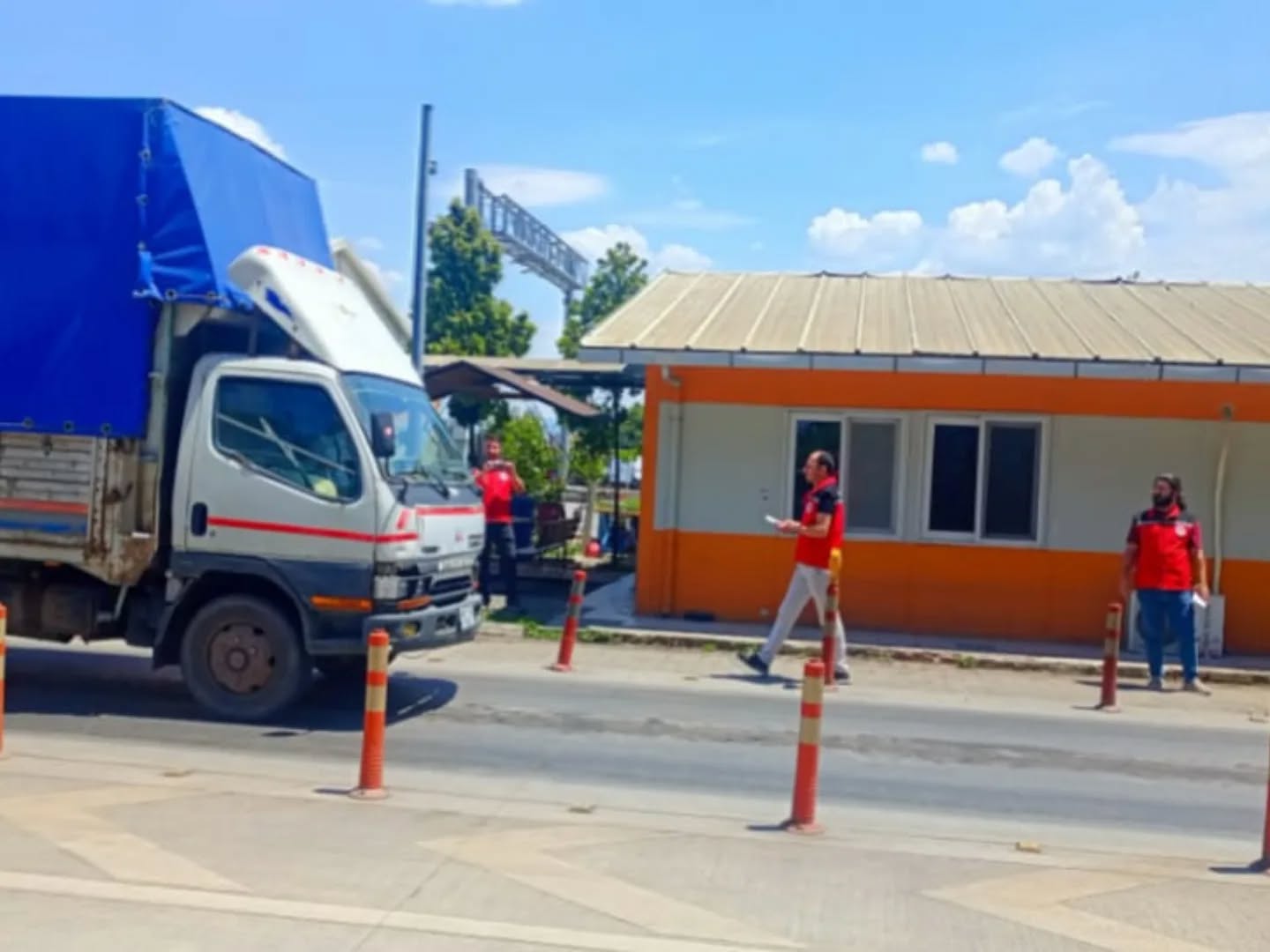 Manisa’da Kurbanlık Sevkiyatlarına Sıkı Denetim Aşısız Ve Belgesiz Hayvanlara Geçit Yok (4)