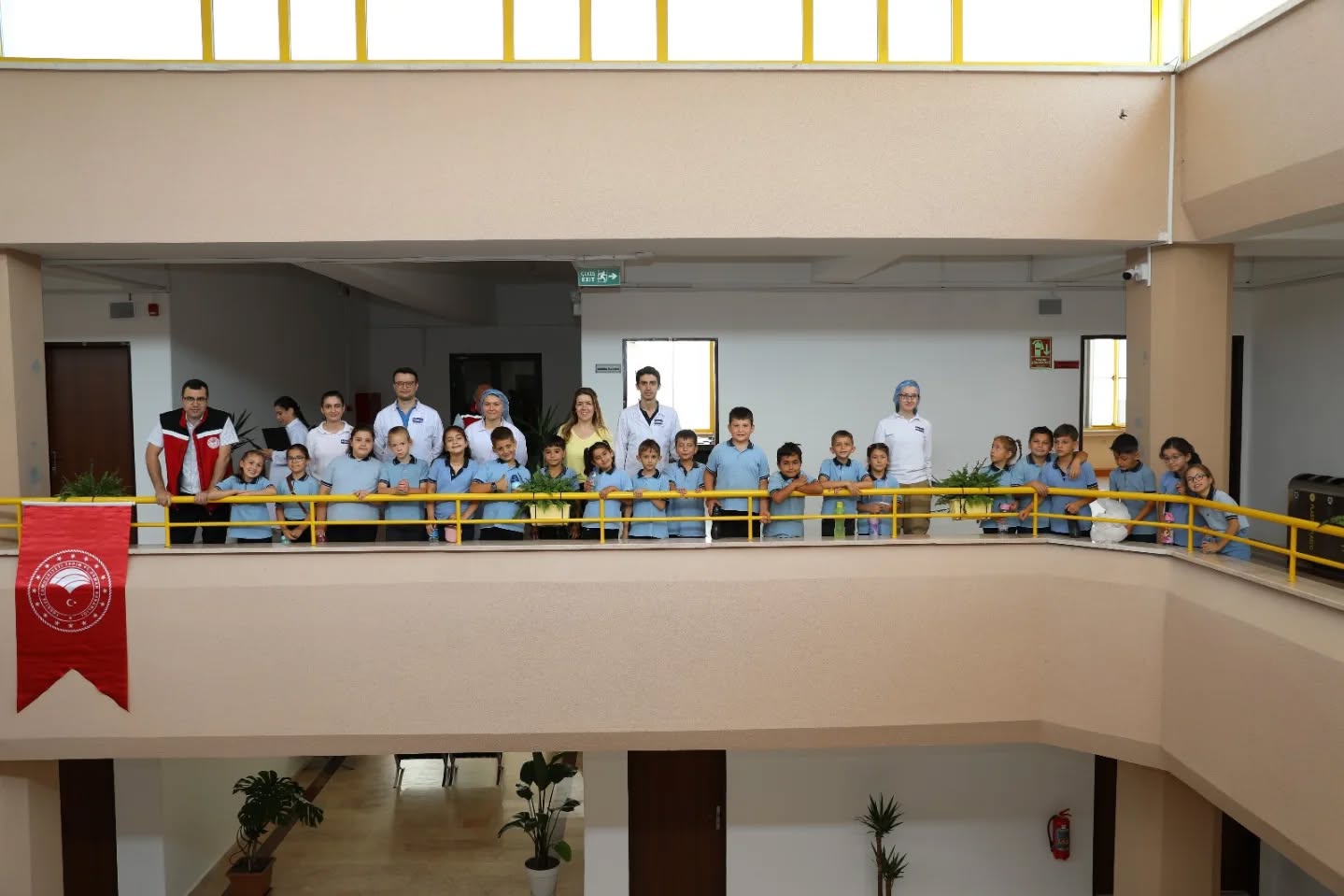 Manisa’da Süt Gibi Etkinlik Dünya Süt Günü’nde Öğrencilere Sürpriz (7)