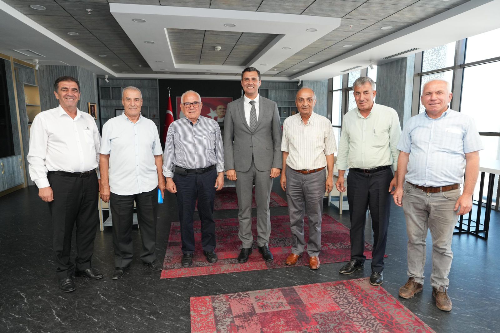 Başkan Uysal’dan Ferdi Zeyrek’e Duygusal Veda (2)