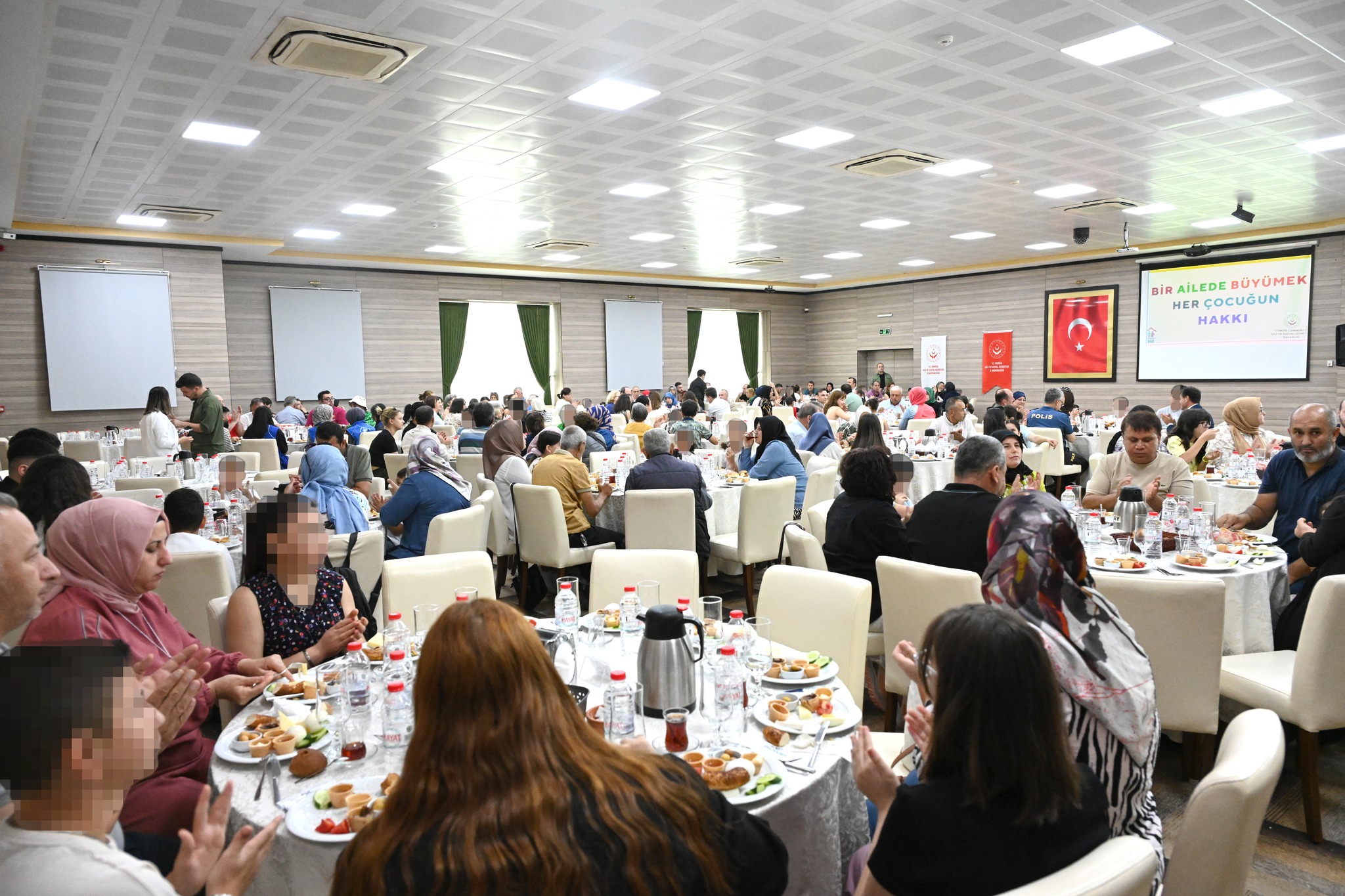 Emniyet Müdürü Fahri Aktaş’tan Koruyucu Ailelere Anlamlı Destek (3)