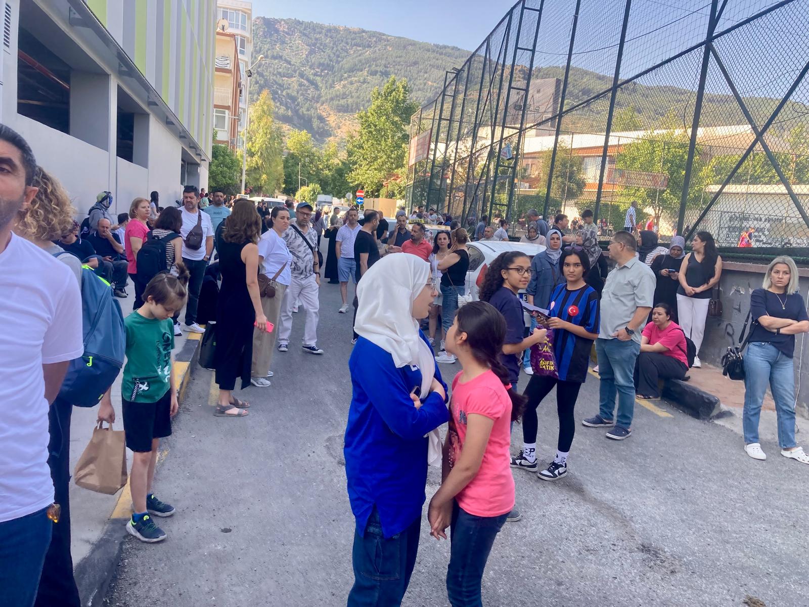 Manisa’da 16 Bin 47 Öğrenci Lgs'ye Girdi (5)