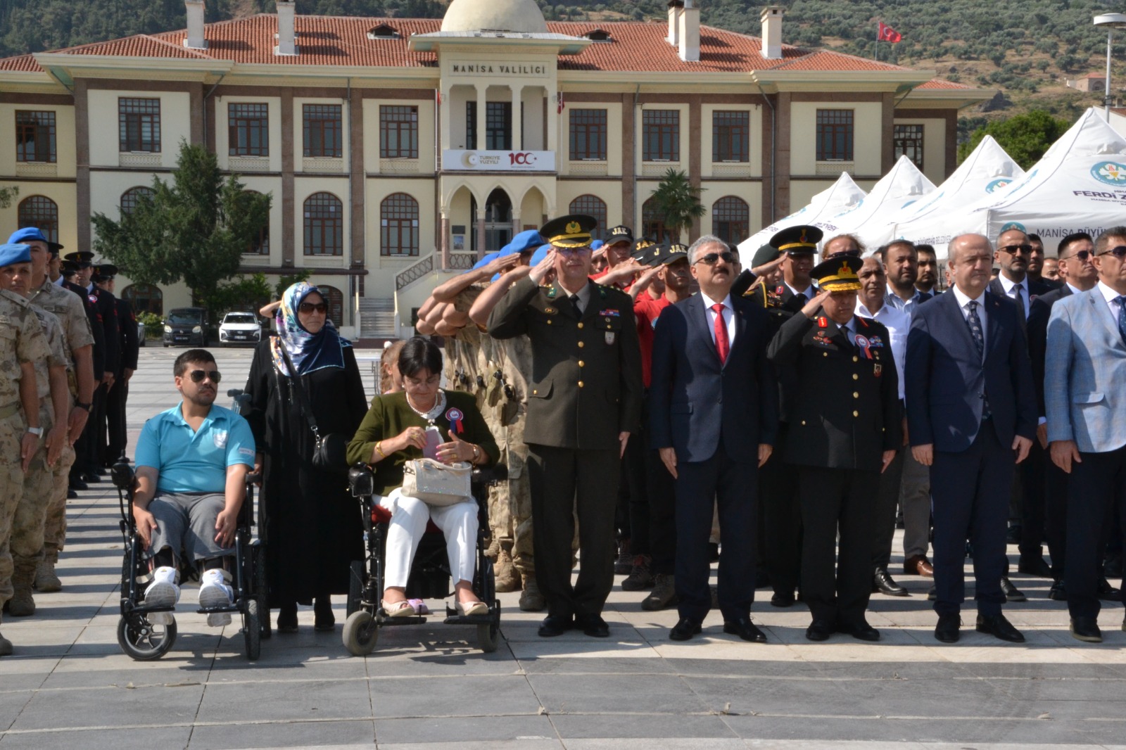 Manisa’da Jandarma Teşkilatının 186. Kuruluş Yıldönümü Törenle Kutlandı (5)