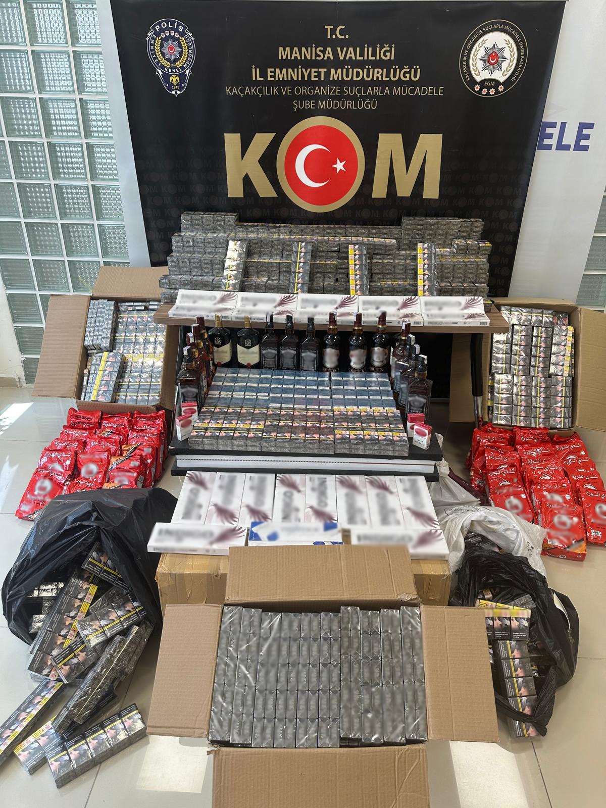 Manisa'da Kaçak Tütün Ve Alkol Operasyonu 5 Şüpheliye Adli Işlem (4)