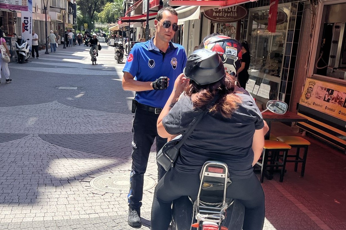 Sevgi Yollarında Kuralsız Sürüşe Geçit Yok! (4)