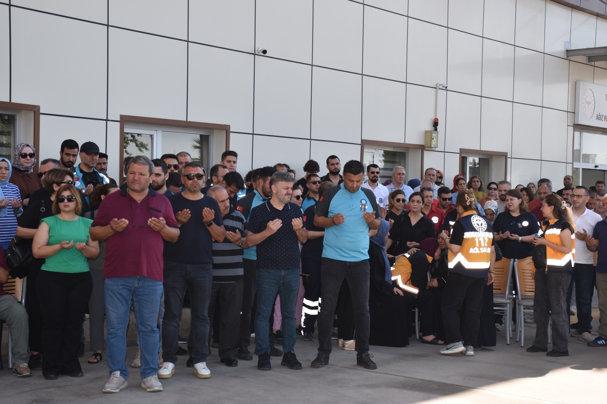 Ambulans Şoförü Erke’yi Mesai Arkadaşları Son Yolculuğuna Uğurladı (2)