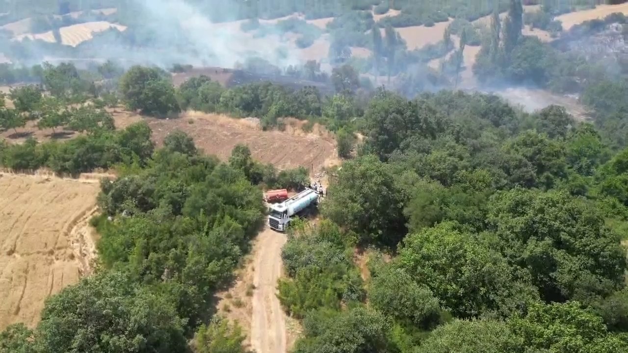 İnegöl'de Orman Yangını Kontrol Altına Aldı, Yangının Çıkış Nedeni Ortaya Çıktı (1)