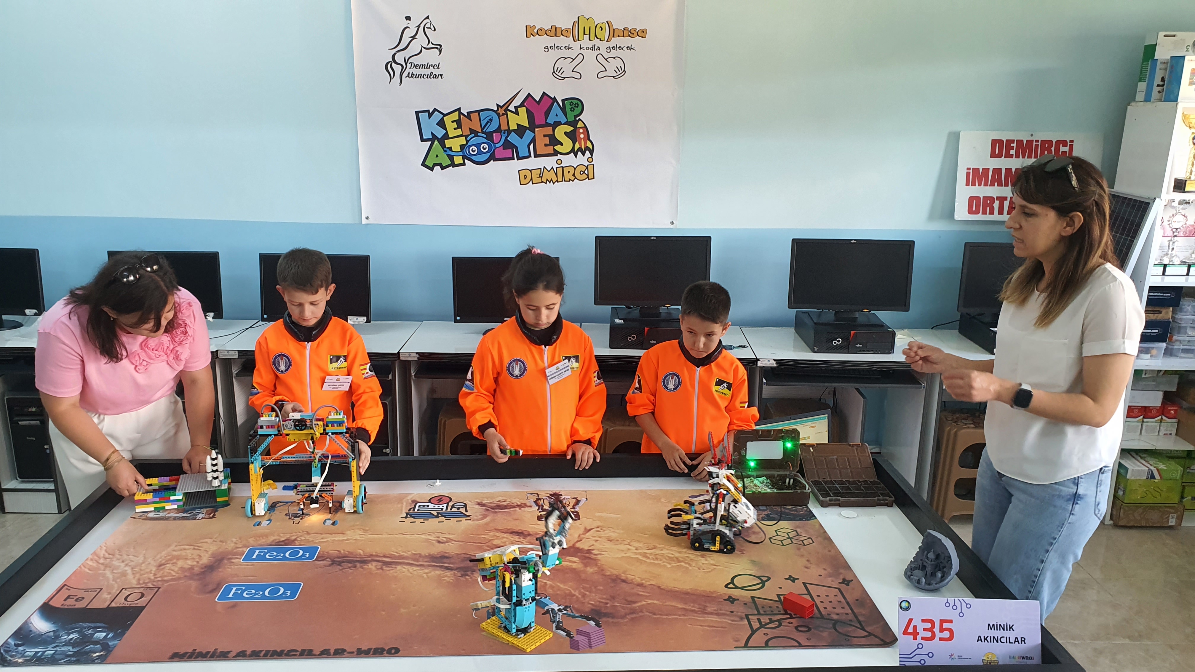 Minik Akıncıların Hedefi Dünya Robot Olimpiyatı'nda Şampiyonluk (3)