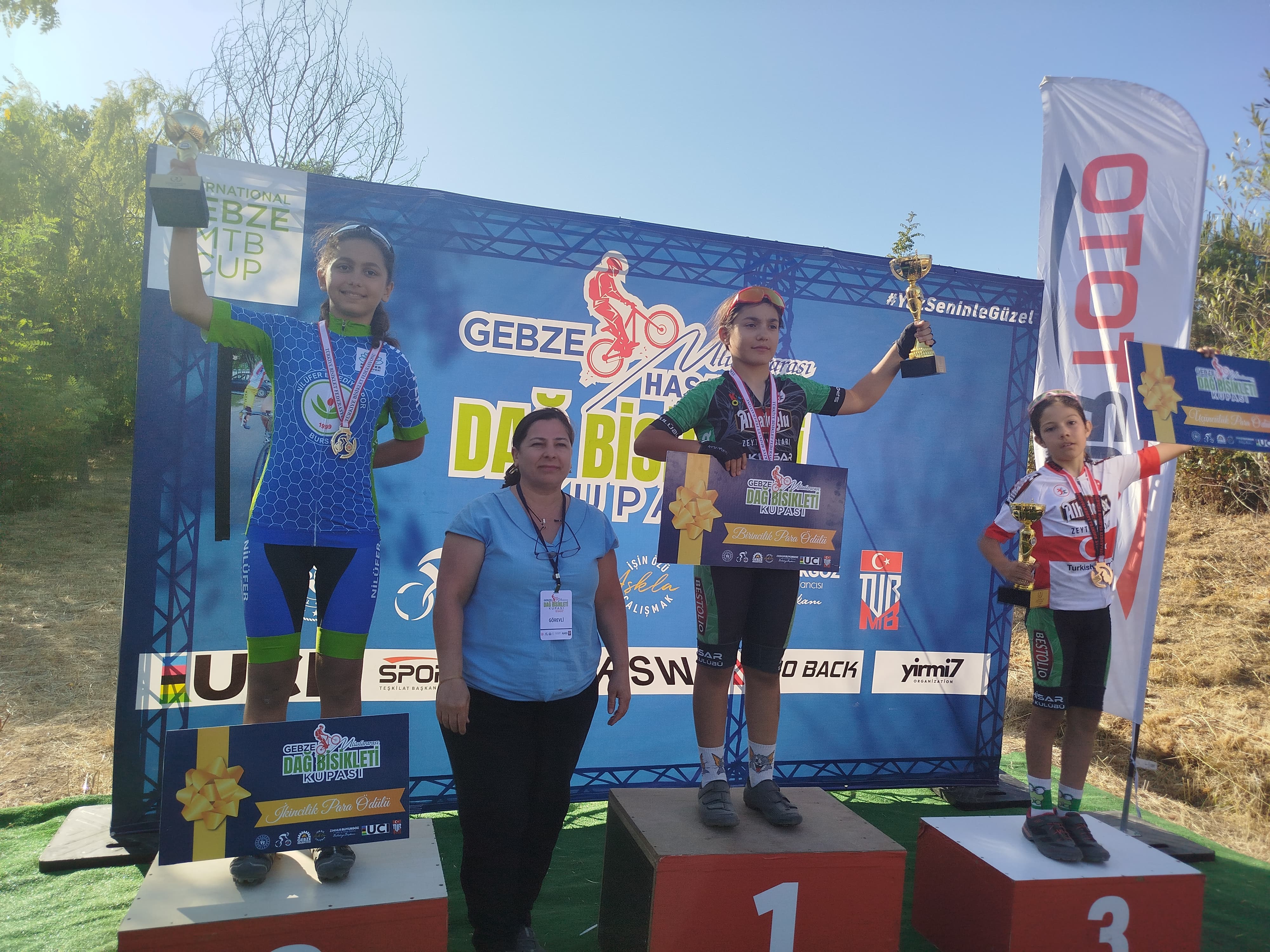 Akhisarlı Pedallar Gebze'de Kürsüye Çıktı (1)