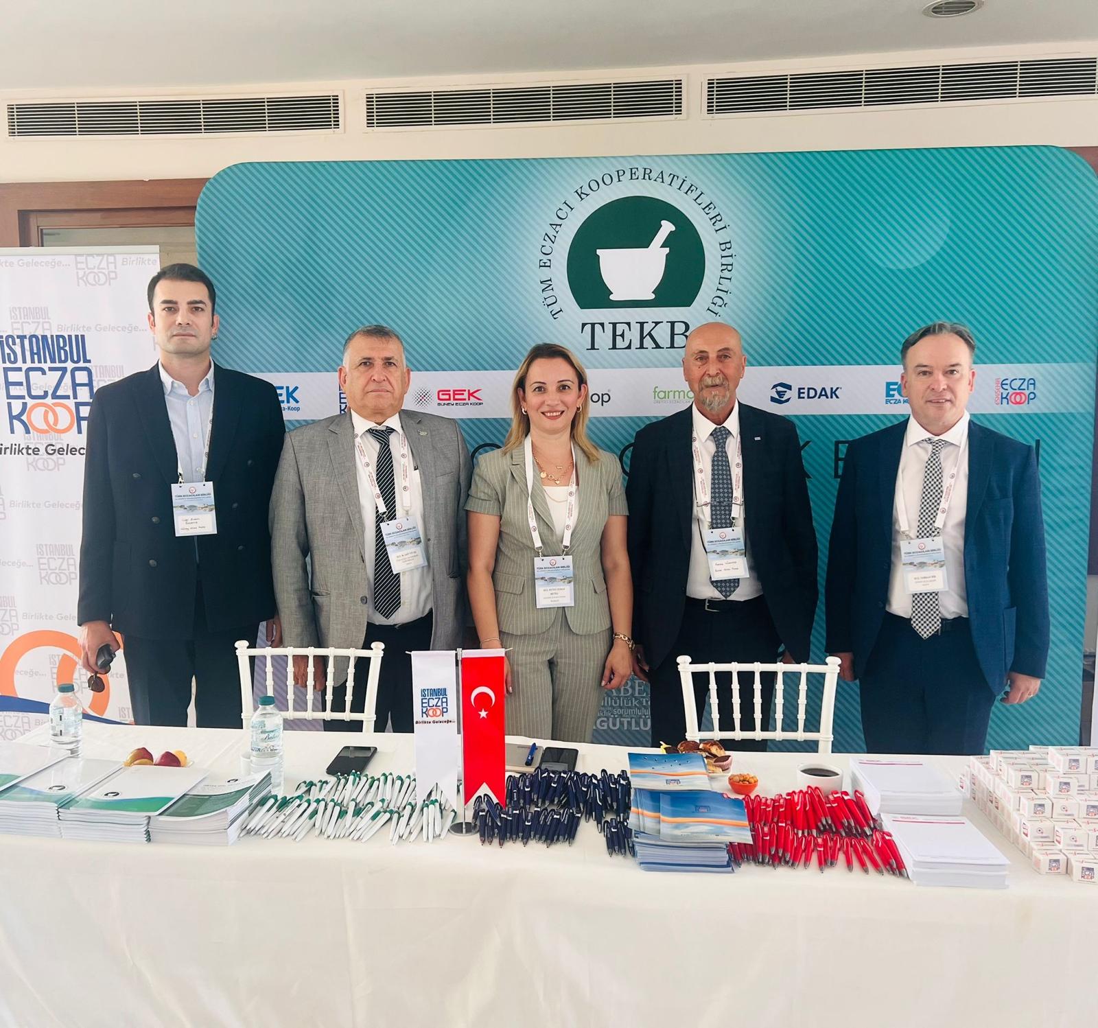Eczacılık Buluşmasına Manisa Damgası (2)
