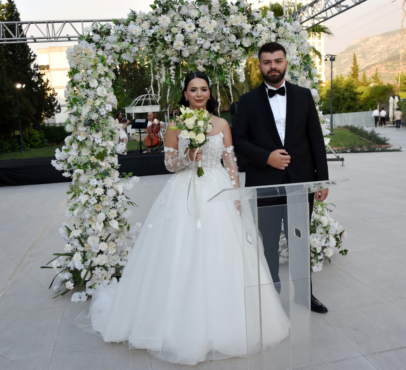 Manisa’da Unutulmaz Nikah Töreni Başkan Balaban Kıydı, Arınç Takdim Etti (13)
