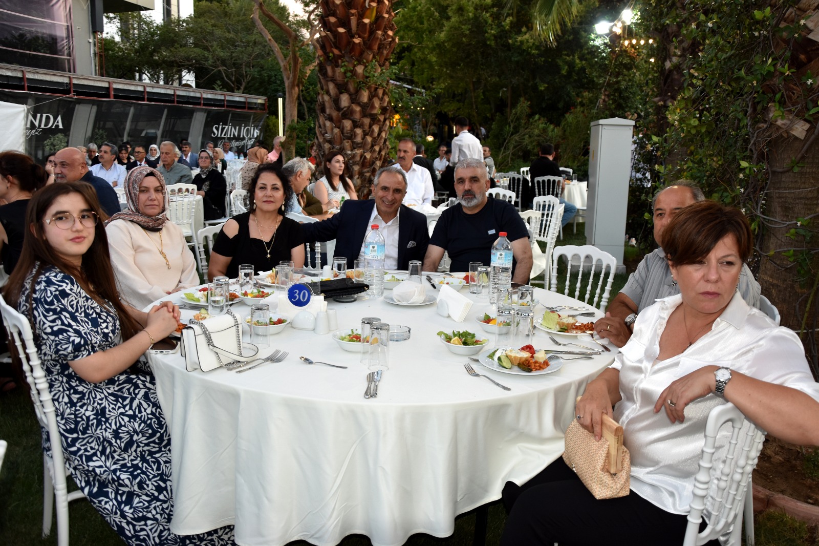 Manisa’da Unutulmaz Nikah Töreni Başkan Balaban Kıydı, Arınç Takdim Etti (3)