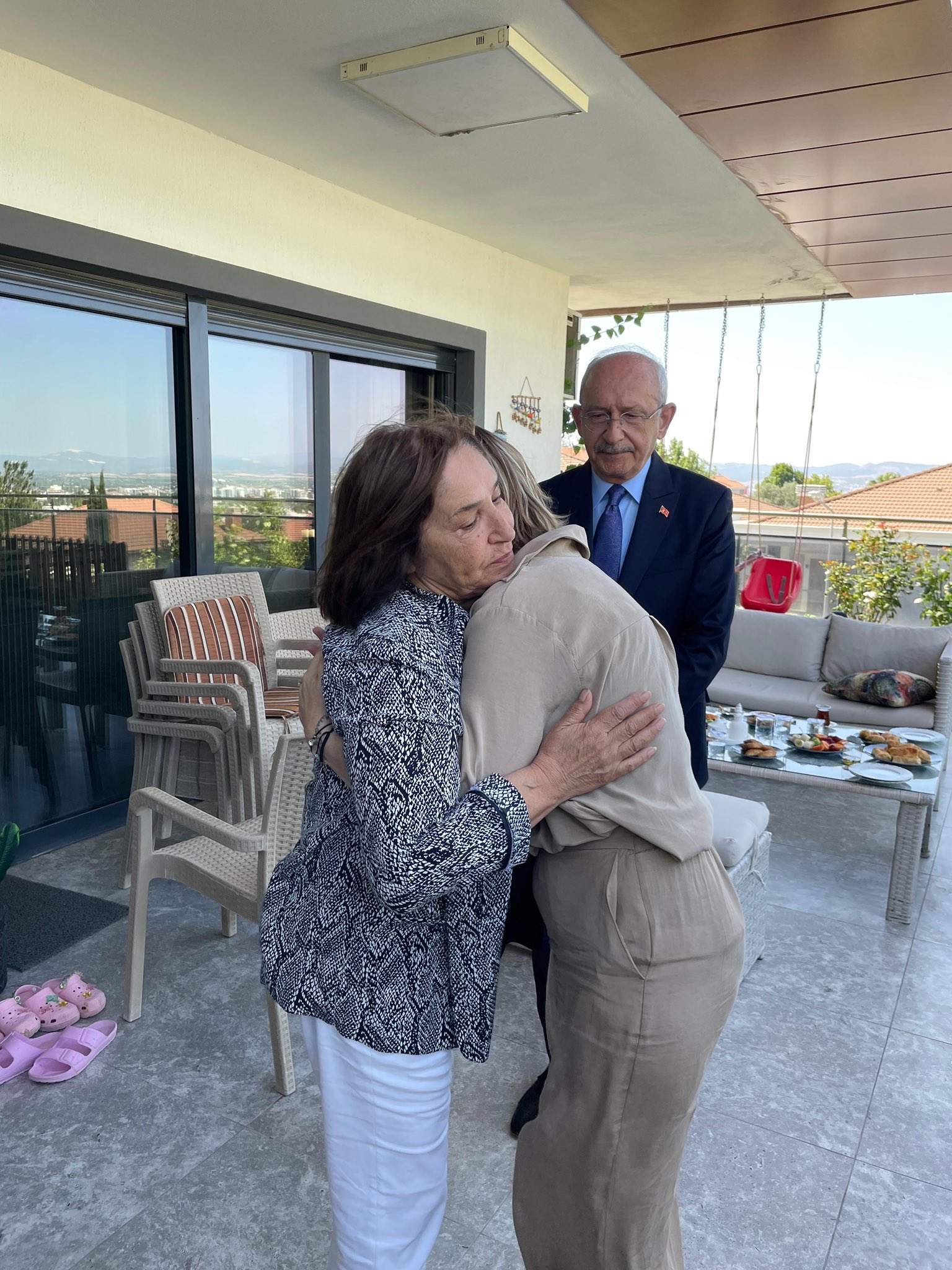 Selvi Kemal Kılıçdaroğlu Çiftinden Zeyrek Ailesine Babalar Günü Ziyareti (1)-1
