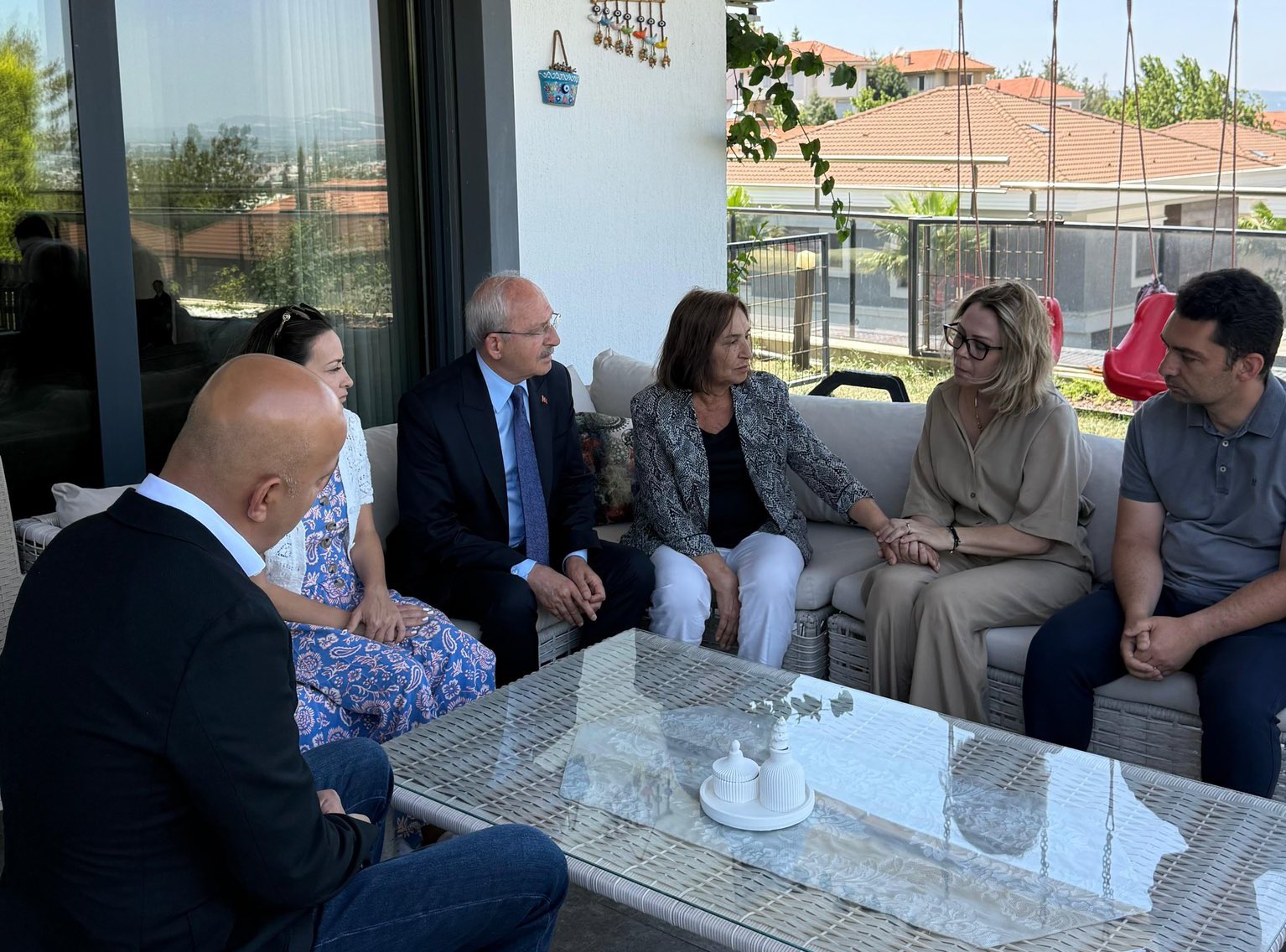 Selvi Kemal Kılıçdaroğlu Çiftinden Zeyrek Ailesine Babalar Günü Ziyareti (2)