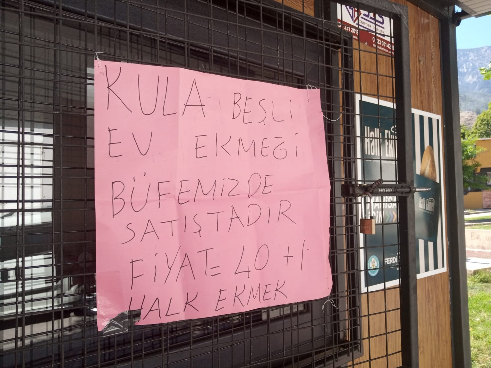 Manisa'da Cebini Düşünen Bu Kuyruğa Giriyor! (1)-1