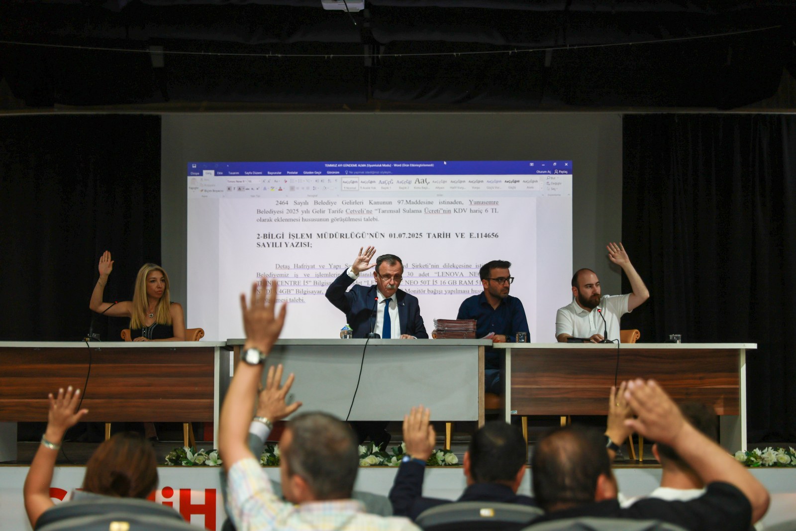 Yunusemre Meclisi’nde İsmail Bilen Anıldı, Orman Yangınlarına Tepki Yükseldi (6)